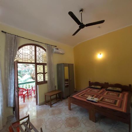 Joaquina'S Guest House Calangute Luaran gambar