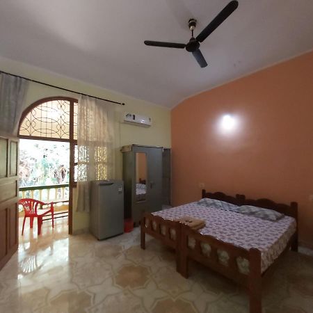 Joaquina'S Guest House Calangute Luaran gambar