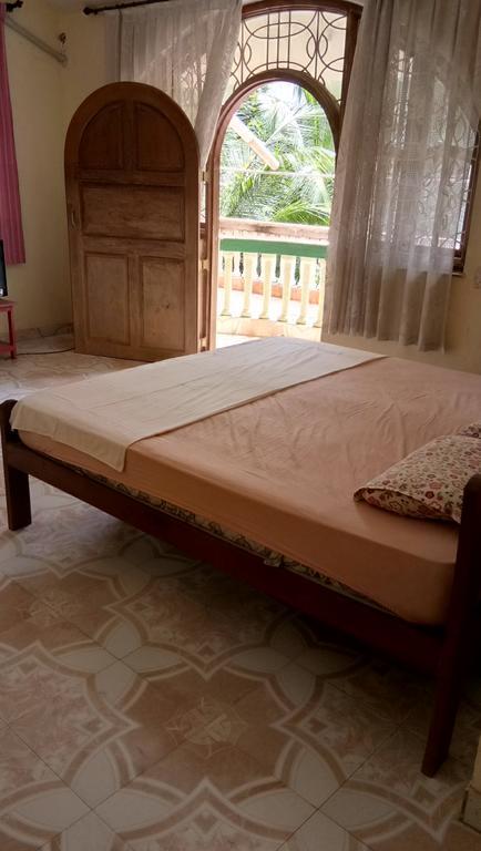 Joaquina'S Guest House Calangute Luaran gambar