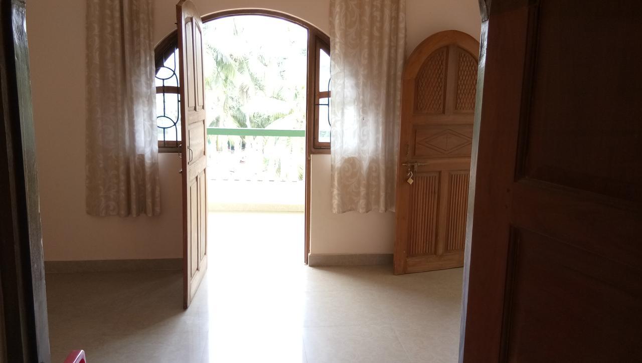 Joaquina'S Guest House Calangute Luaran gambar