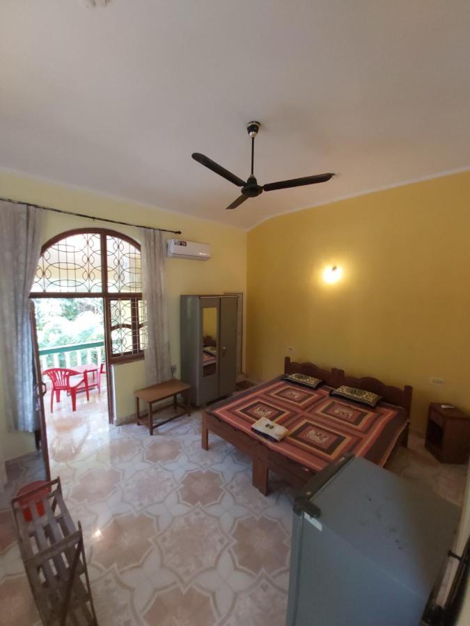 Joaquina'S Guest House Calangute Luaran gambar