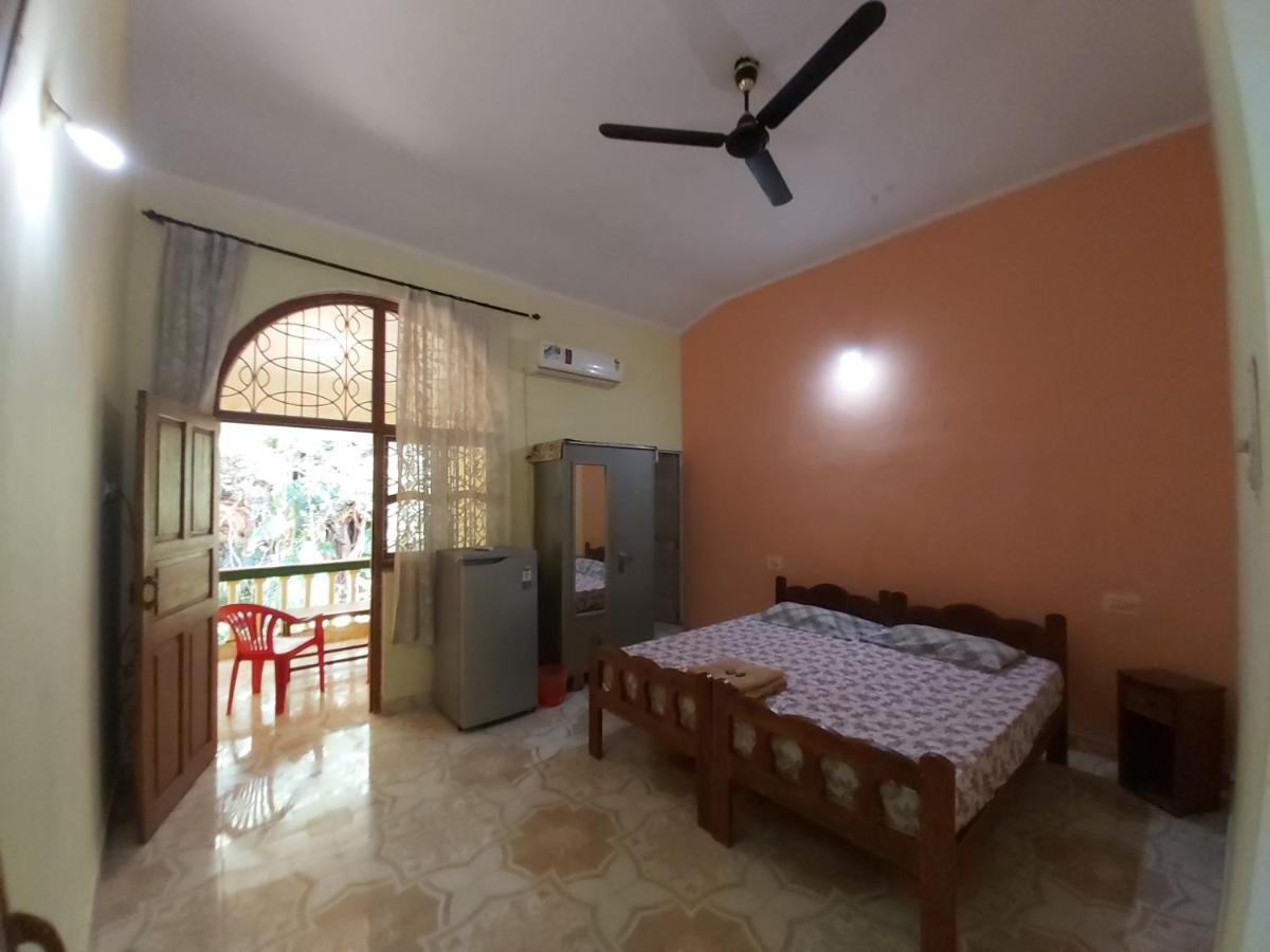 Joaquina'S Guest House Calangute Luaran gambar