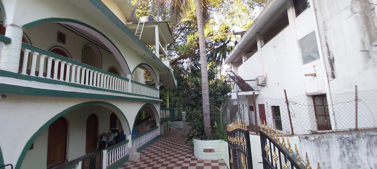 Joaquina'S Guest House Calangute Luaran gambar