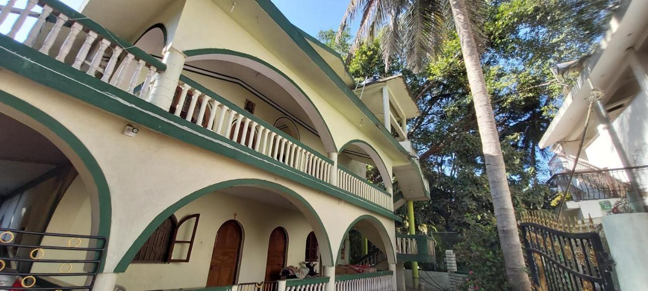 Joaquina'S Guest House Calangute Luaran gambar